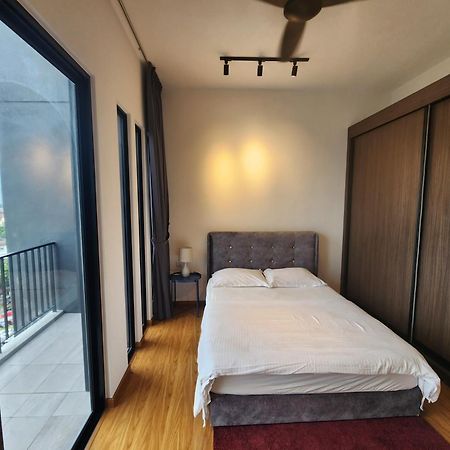 Beacon Executive Suites George Town Exterior foto